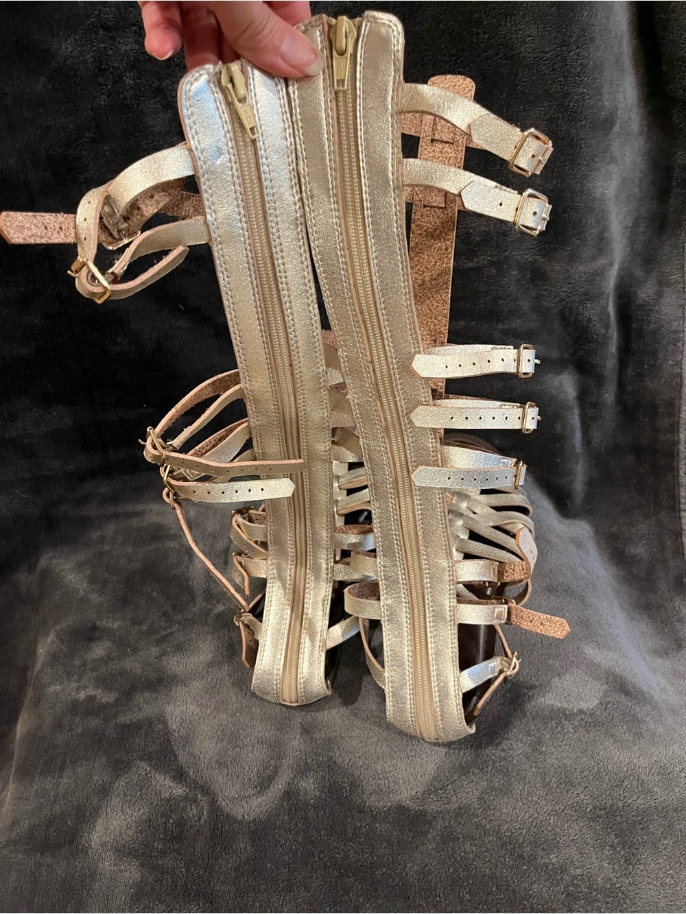 Tall gladiator sandals Gold metallic Adjustable straps back zipper Cushioned 9.5 - Picture 6 of 15